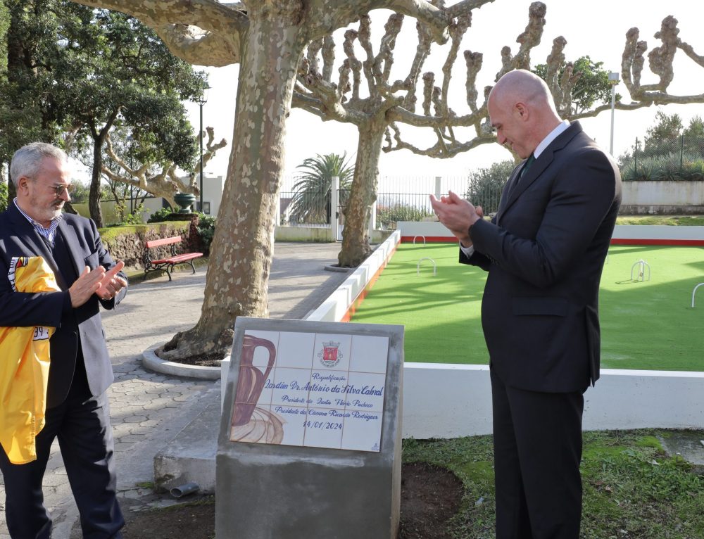 RICARDO RODRIGUES INAUGURA OBRAS DE REQUALIFICAÇÃO DO JARDIM DR. ANTÓNIO SILVA CABRAL